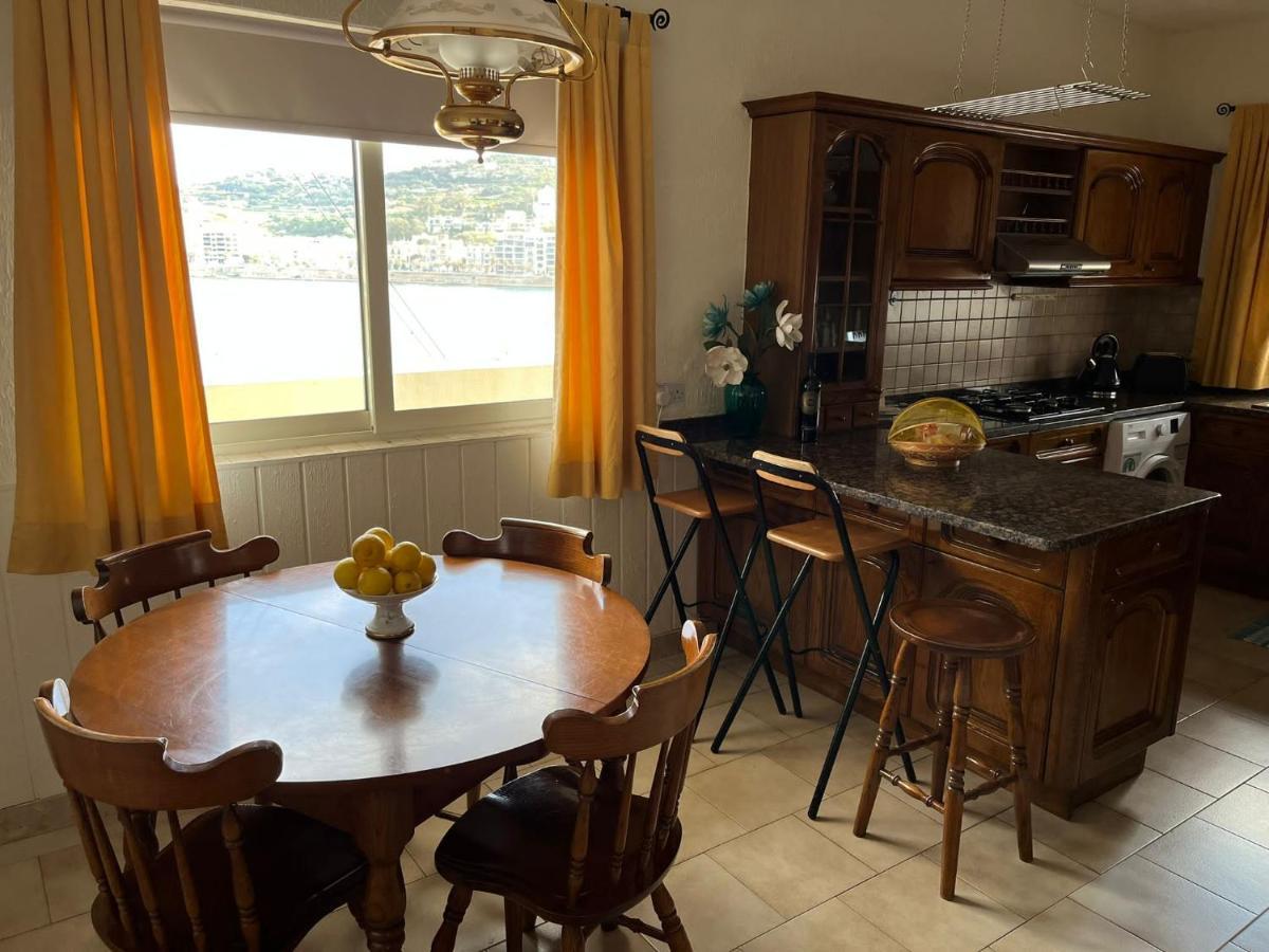 Groundfloor Apartment By The Sea, Fabulous Views St. Paul's Bay Buitenkant foto